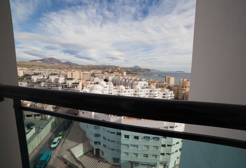 ホテル La Familia Gallo Rojo