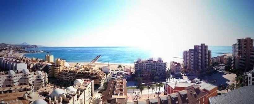 ホテル La Familia Gallo Rojo