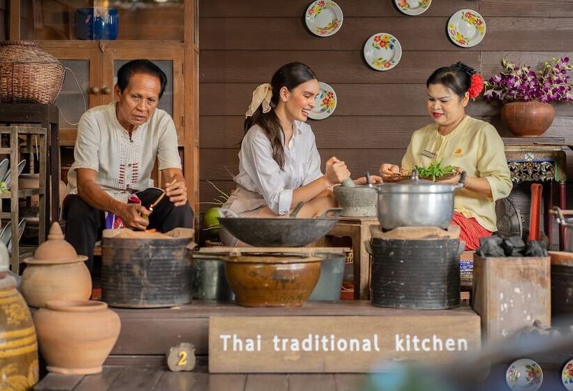 هتل Legendha Sukhothai