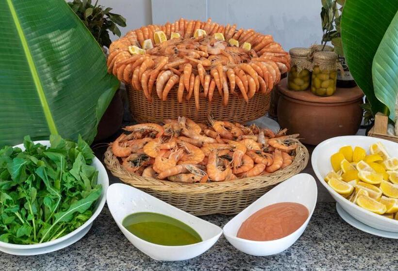 בית מלון כפרי Martı Myra   Ultra All Inclusive