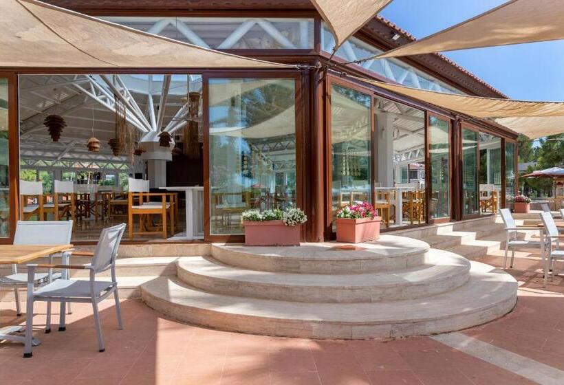 בית מלון כפרי Martı Myra   Ultra All Inclusive