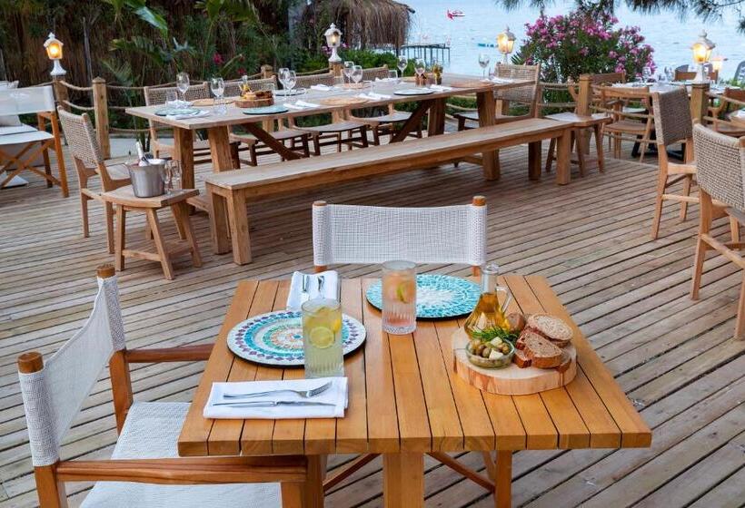 בית מלון כפרי Martı Myra   Ultra All Inclusive