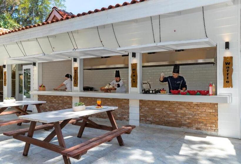 בית מלון כפרי Martı Myra   Ultra All Inclusive