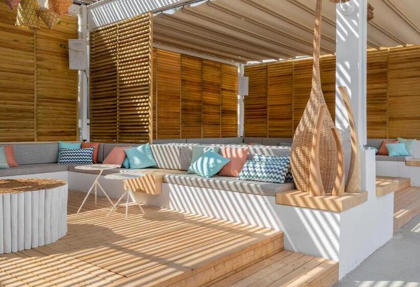 בית מלון כפרי Martı Myra   Ultra All Inclusive