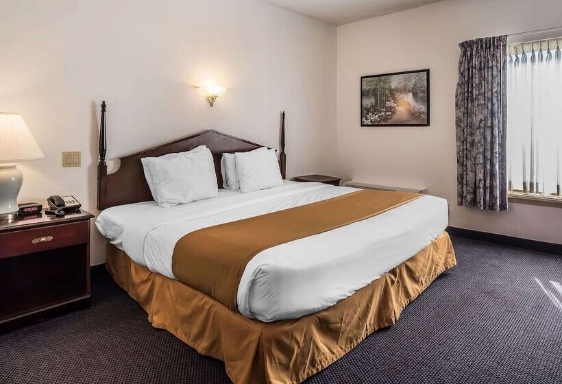 هتل Quality Inn & Suites Albany Airport