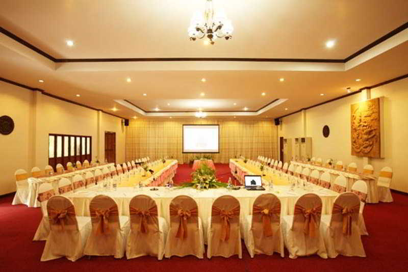 호텔 Royal River Kwai Resort And Spa