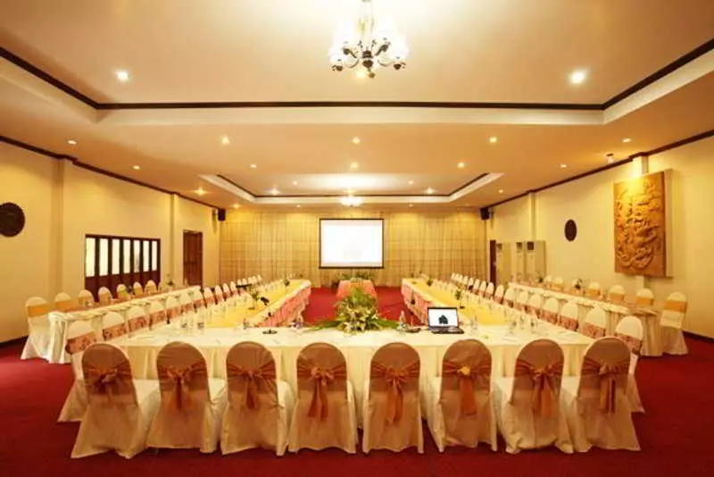 호텔 Royal River Kwai Resort And Spa