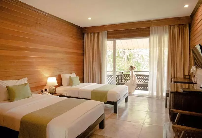 호텔 Royal River Kwai Resort And Spa