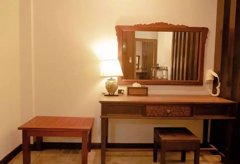 호텔 Royal River Kwai Resort And Spa