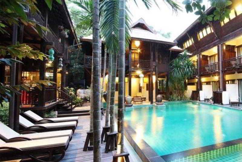 هتل Yantarasri Resort