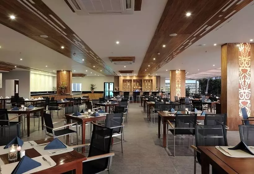 Sea Sun Sand Resort & Spa