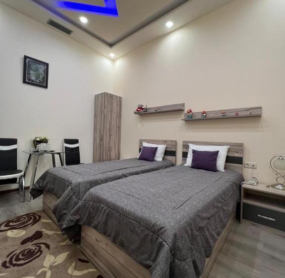 호텔 Fleur Yerevan