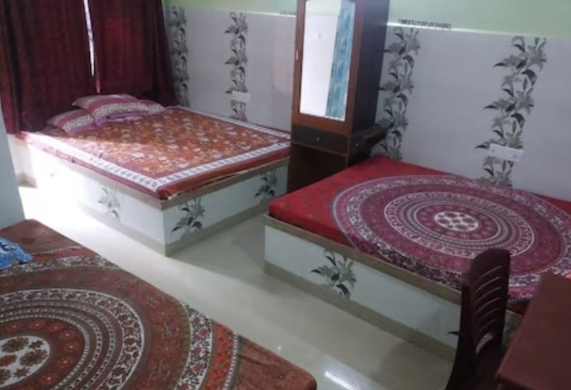 Отель Goroomgo Milan Guest House Digha