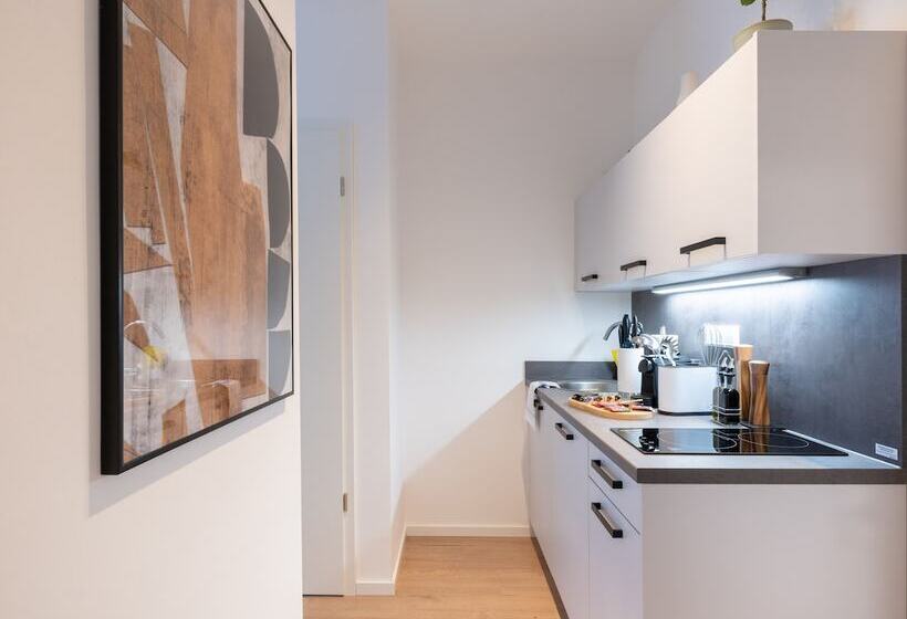 فندق Limehome Frankfurt Gutleutstraße