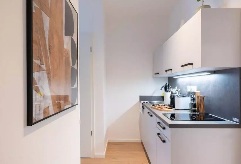 Hotelli Limehome Frankfurt Gutleutstraße