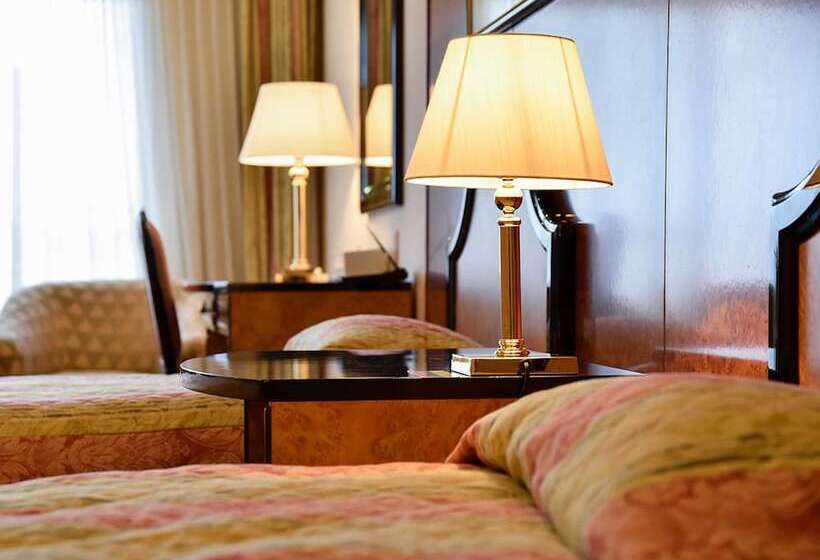 בית מלון כפרי Mission Hills