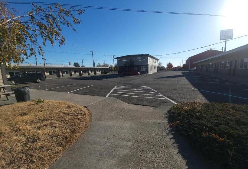 汽车旅馆  Othello Inn And Suites