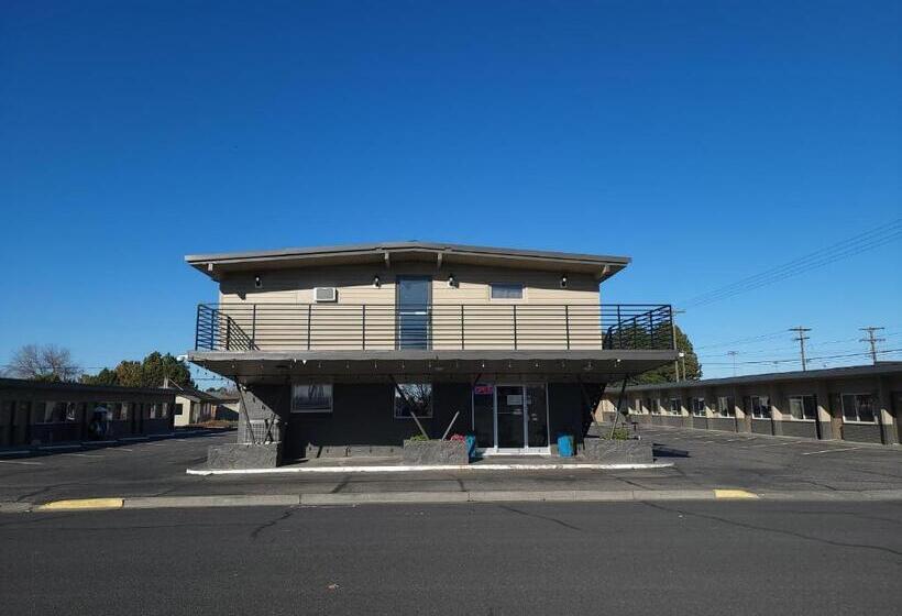 汽车旅馆  Othello Inn And Suites