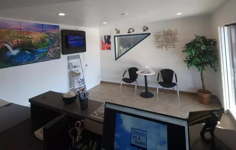 Motelli Othello Inn And Suites