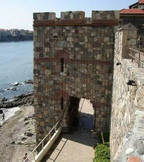 پانسیون Elena Guest House