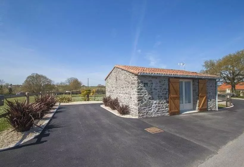 Majatalo Gîte Du Bois Brillant