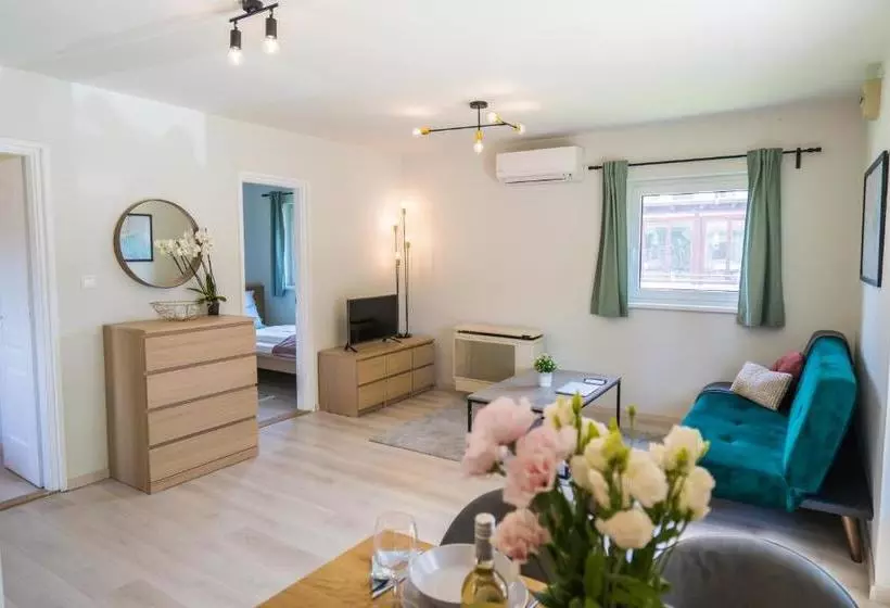 ペンション Mf Diana Family Apartment