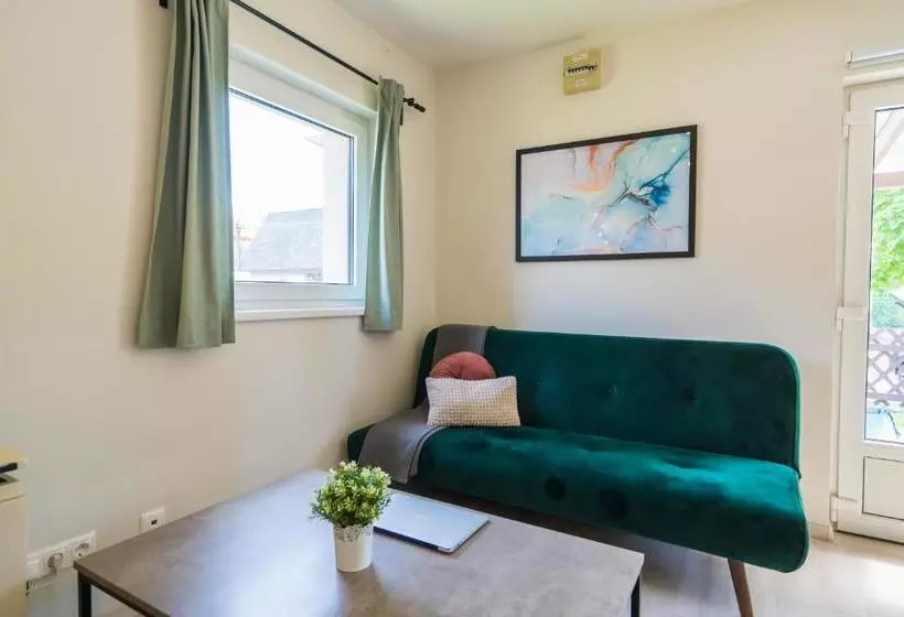ペンション Mf Diana Family Apartment