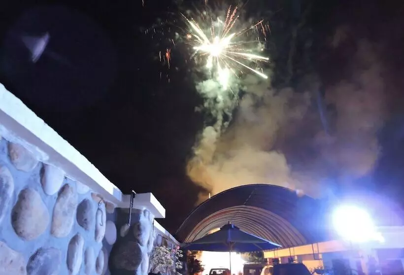 Hotelli Melgar Villa Valeria Boutique