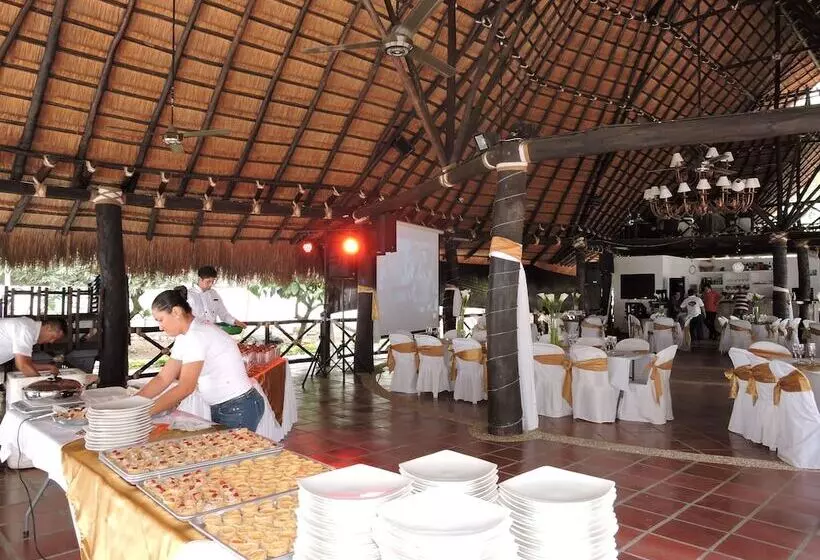 Hotelli Melgar Villa Valeria Boutique