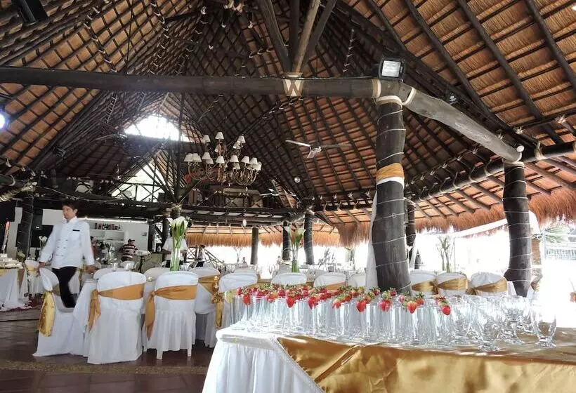 Hotelli Melgar Villa Valeria Boutique
