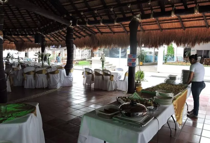 Hotelli Melgar Villa Valeria Boutique