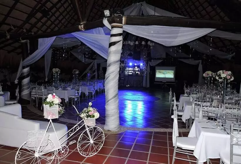 Hotelli Melgar Villa Valeria Boutique