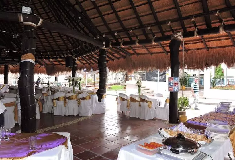 Hotelli Melgar Villa Valeria Boutique