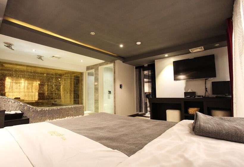 מוטל Yeongdeungpo Syap