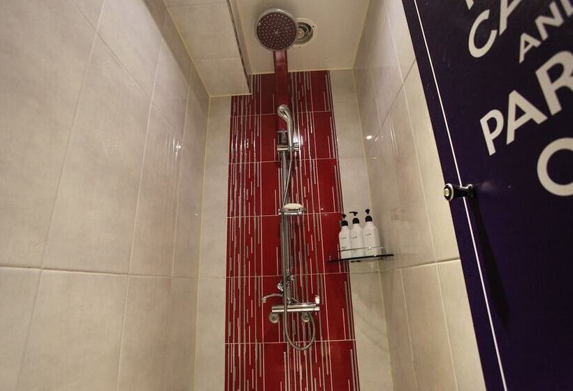 מוטל Yeongdeungpo Syap