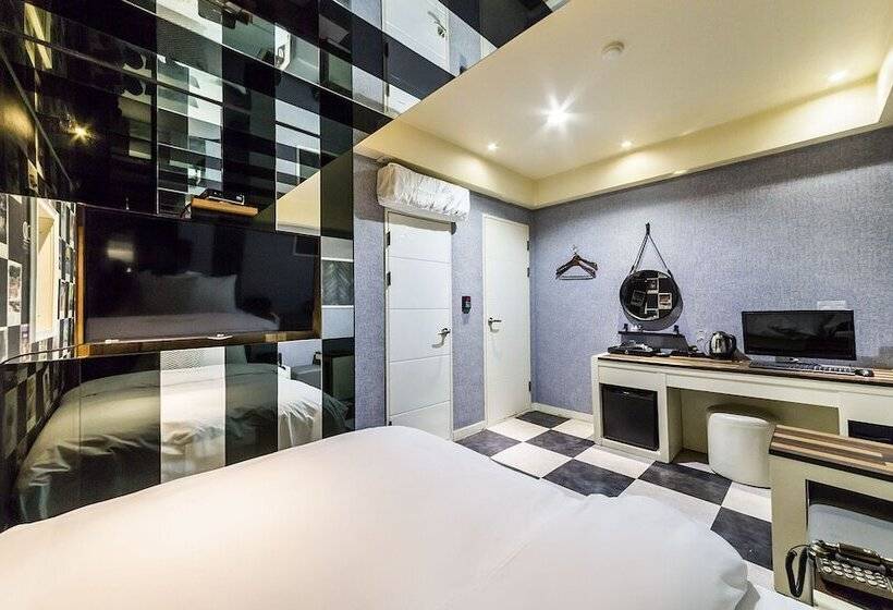 מוטל Yeongdeungpo Syap