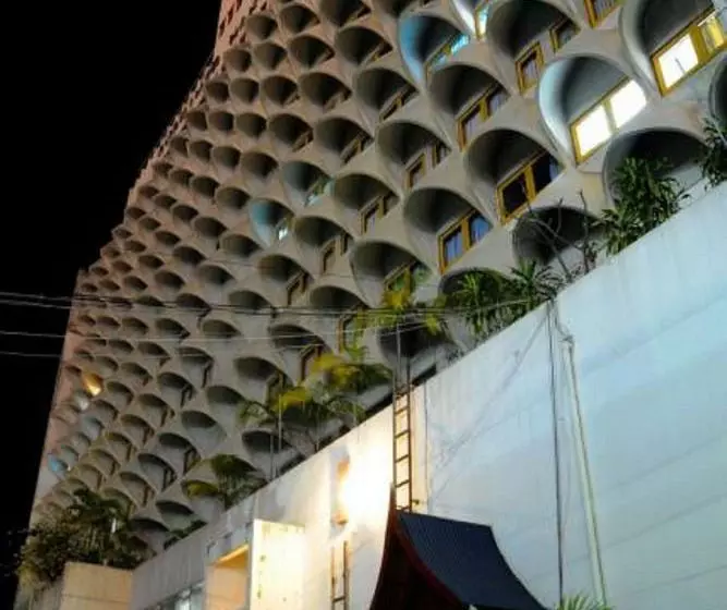 호텔 Amarin Nakorn