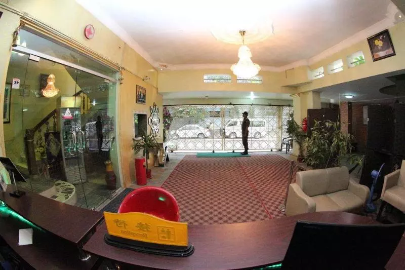 Babylon Hotel & Serviced Apartment