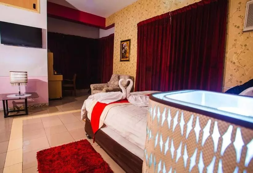 Babylon Hotel & Serviced Apartment