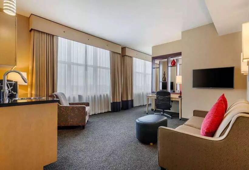 Cambria Hotel Denver International Airport