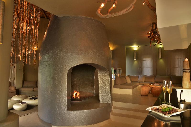 בית מלון כפרי Clifftop Exclusive Safari Hideaway