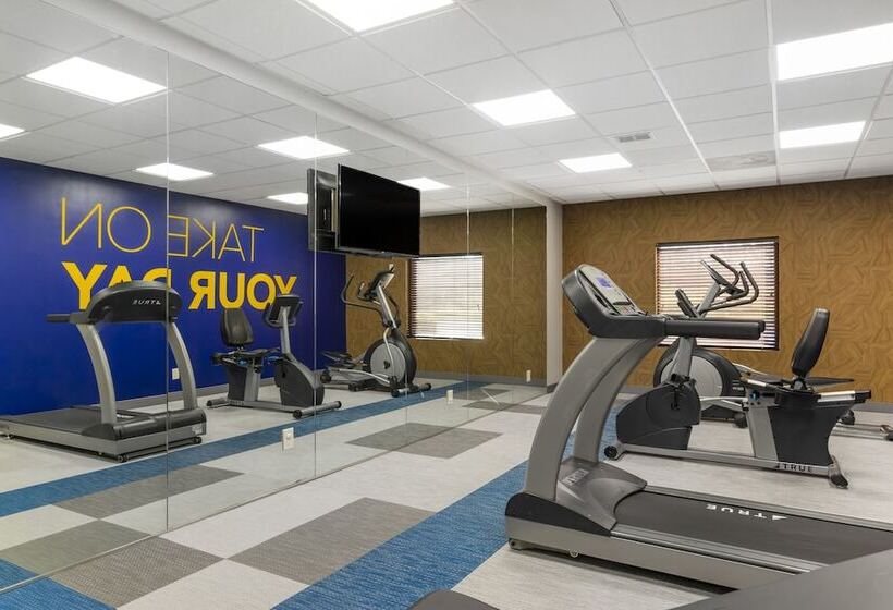 فندق Comfort Suites Atlanta Airport