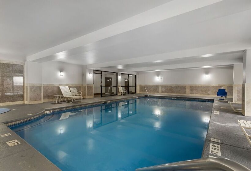 فندق Comfort Suites Atlanta Airport