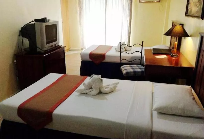 酒店 Crown Regency Residences Davao