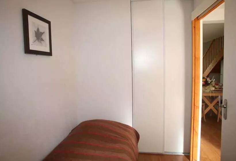 בית מלון כפרי Résidence Val De Roland