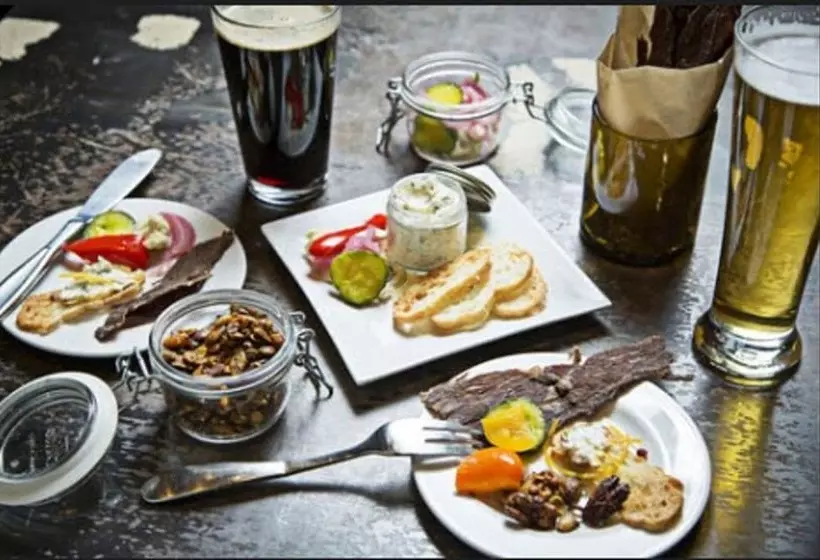 Kimpton Hotel Monaco Baltimore Inner Harbor, An Ihg