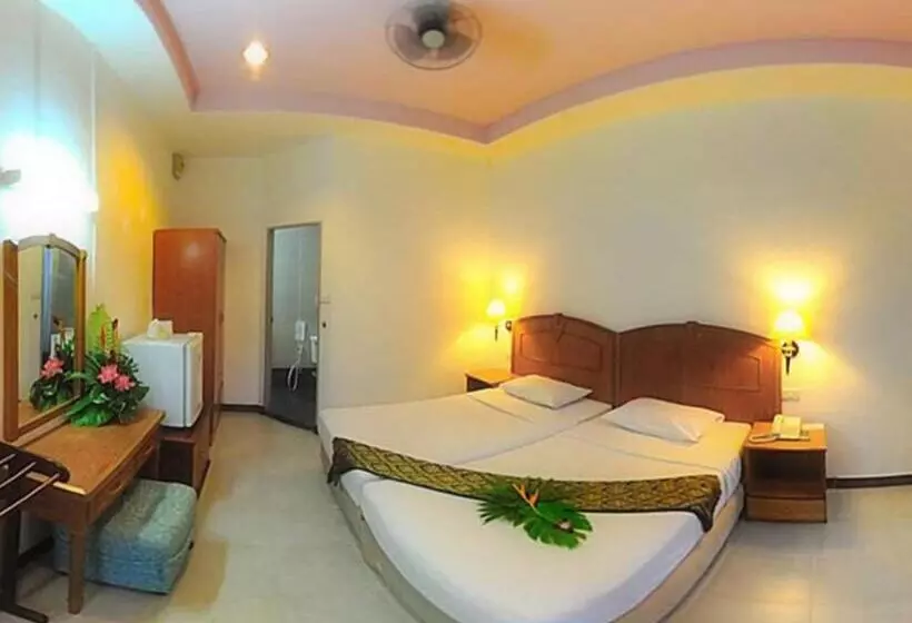 Отель Koh Hai Fantasy Resort & Spa