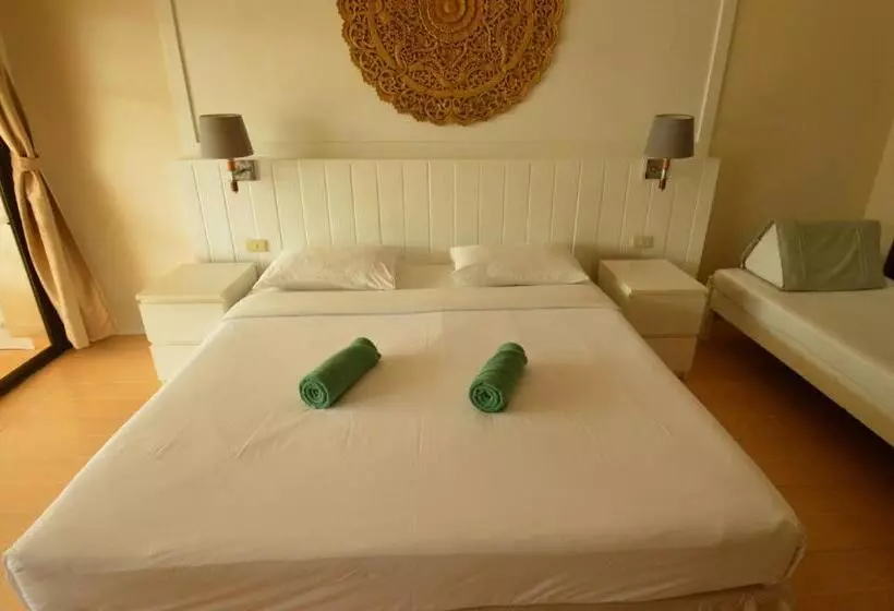 Отель Koh Hai Fantasy Resort & Spa