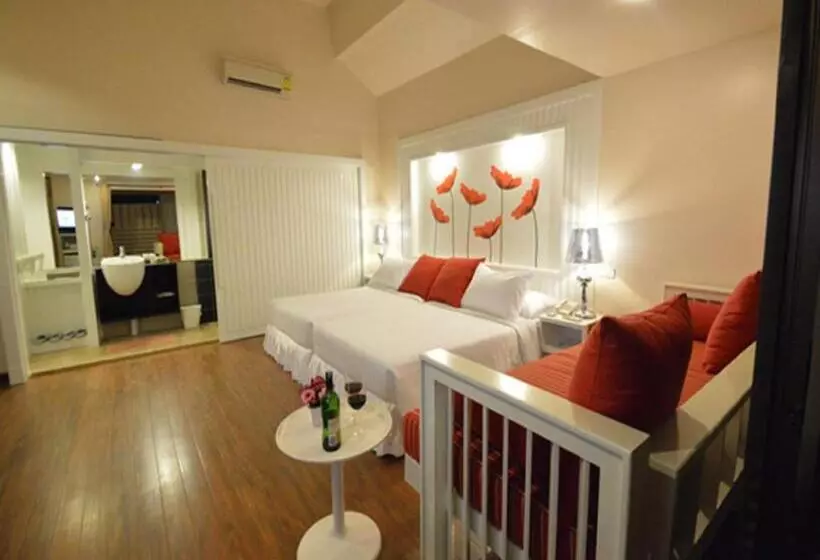 Отель Koh Hai Fantasy Resort & Spa