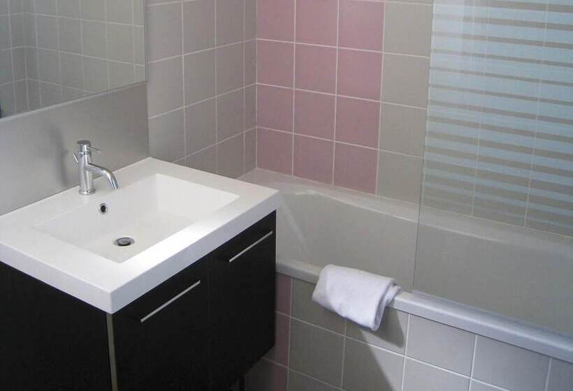 ホテル Lagrange Vacances Les Bastides De Lascaux